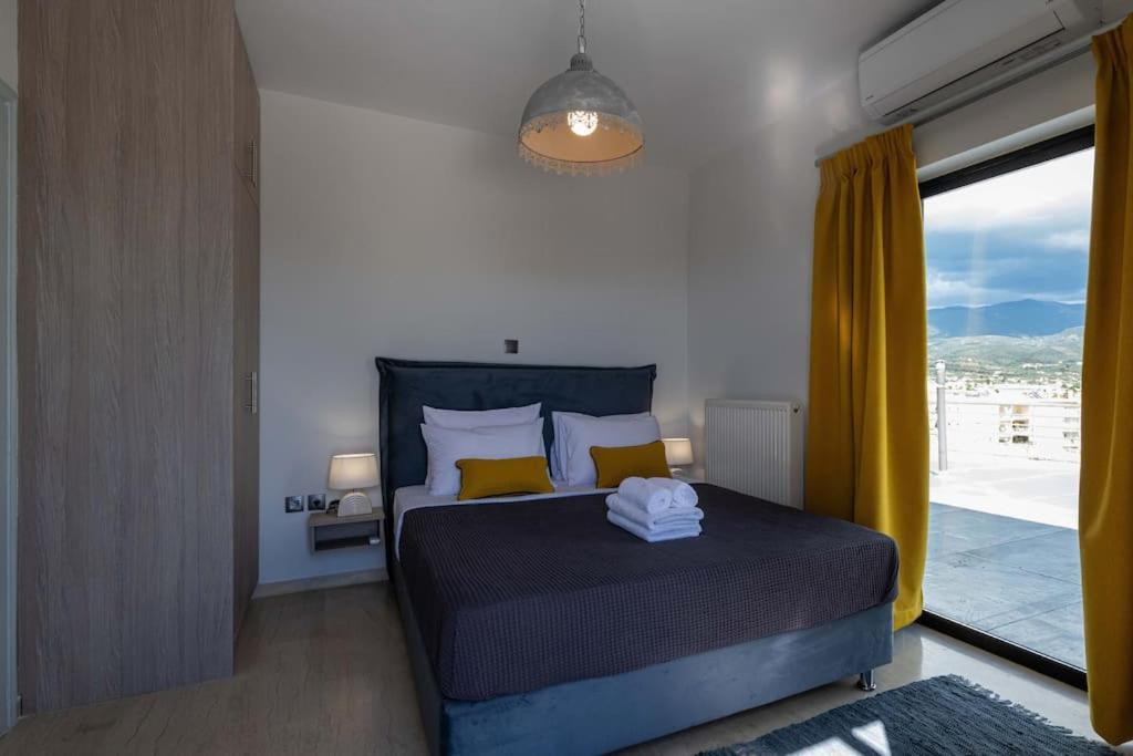 Skyhigh Haven Apartment Kalamata Exterior photo