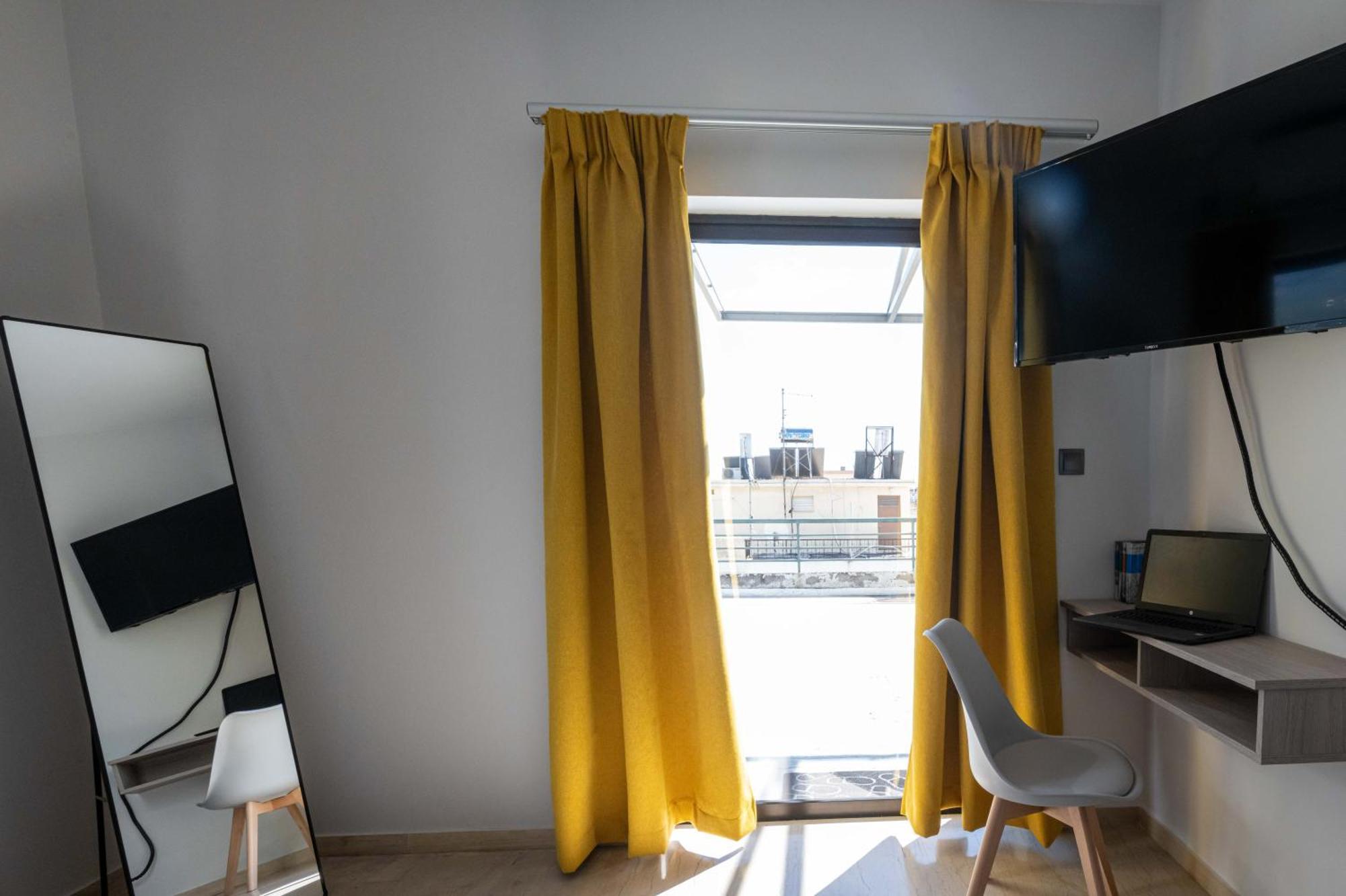 Skyhigh Haven Apartment Kalamata Exterior photo